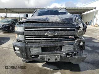 2016 Chevrolet Silverado 3500HD LTZ with VIN 1GC4K0E84GF186496, listed as a Copart auction lot 88134395 with 186,226 mi miles and Salvage Title. Bid and sale history available at DreamBid. Image 5.