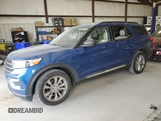 2022 Ford Explorer XLT z VIN 1FMSK7DHXNGC09512, wystawiony jako Copart lot #53540175 z przebiegiem 32 614 mil mil oraz Szkoda całkowita • Salvage title. Historia ofert i sprzedaży dostępna na DreamBid. Obrazek 1.