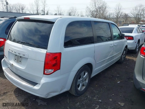 2016 Dodge Grand Caravan Canada Value Package with VIN 2C4RDGBG4GR340749, listed as a IAAI auction lot 41722101 with 156,948 mi miles. Bid and sale history available at carsss.com. Image 4.