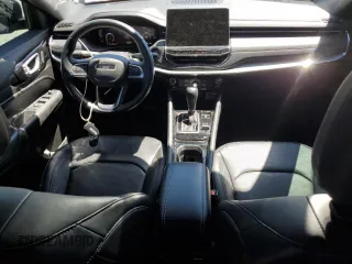 2022 Jeep Compass High Altitude with VIN 3C4NJDCB2NT122828, listed as a Copart auction lot 58183135 with 35,522 mi miles and Salvage title. Bid and sale history available at DreamBid. Image 8.