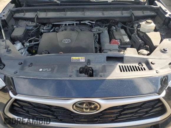 2020 Toyota Highlander LE with VIN 5TDZZRAH6LS503801, listed as a Copart auction lot 47546565 with 86,379 mi miles and Salvage title. Bid and sale history available at DreamBid. Image 13.