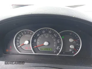2007 Kia Sorento EX z VIN KNDJC736X75753522, wystawiony jako IAAI lot #41626037 z przebiegiem 220 767 mil mil oraz . Historia ofert i sprzedaży dostępna na DreamBid. Obrazek 7.