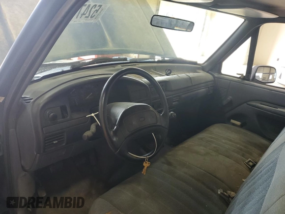 1992 Ford F-150 with VIN 1FTDF15Y0NLA76652, listed as a Copart auction lot 52479735 with 274,838 mi miles and Clean Title. Bid and sale history available at carsss.com. Image 8.
