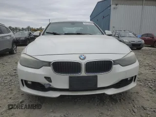 2013 BMW 3 Series 328i with VIN WBA3C1G5XDNR45104, listed as a Copart auction lot 54140965 with 138,283 mi miles and Clean Title. Bid and sale history available at carsss.com. Image 5.