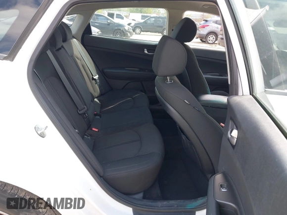 2018 Kia Optima S с VIN 5XXGT4L33JG198575, выставлен на аукционе IAAI как лот 42165133 с пробегом 44 808 миль миль и . История ставок и продаж доступна на DreamBid. Изображение 8.