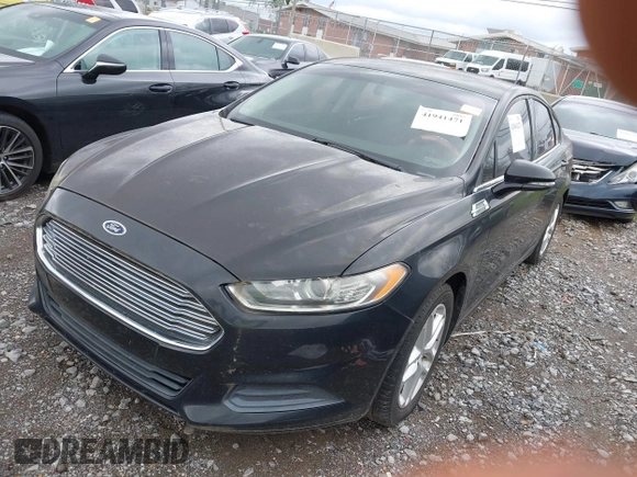 2013 Ford Fusion SE with VIN 3FA6P0HR4DR368010, listed as a IAAI auction lot 41941471 with 197,359 mi miles. Bid and sale history available at carsss.com. Image 2.