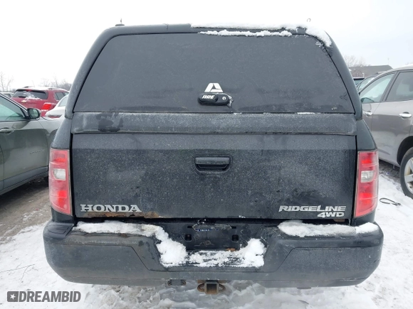 2011 Honda Ridgeline RTS with VIN 5FPYK1F48BB005889, listed as a IAAI auction lot 41268938 with 146,974 mi miles. Bid and sale history available at carsss.com. Image 16.