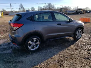 2021 Honda HR-V LX with VIN 3CZRU6H31MM711409, listed as a Copart auction lot 45154015 with 18,322 mi miles and Salvage Title. Bid and sale history available at carsss.com. Image 3.