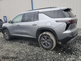 2024 Chevrolet Traverse FWD LT with VIN 1GNERGKS6RJ162409, listed as a Copart auction lot 44055275 with 14,914 mi miles and Clean Title. Bid and sale history available at carsss.com. Image 2.