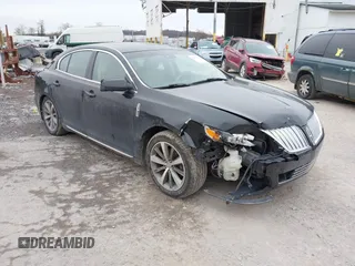2012 Lincoln MKS with VIN 1LNHL9ER1CG806555, listed as a IAAI auction lot 41503616 with 200,274 mi miles. Bid and sale history available at carsss.com. Image 1.