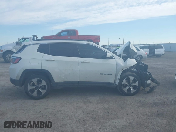 2018 Jeep Compass Latitude z VIN 3C4NJCBBXJT123876, wystawiony jako IAAI lot #41706267 z przebiegiem 69 981 mil mil oraz . Historia ofert i sprzedaży dostępna na DreamBid. Obrazek 13.