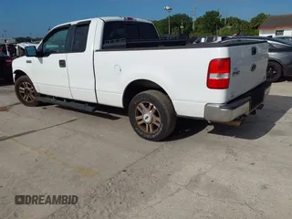 2006 Ford F-150 XL with VIN 1FTPX12VX6NB83220, listed as a IAAI auction lot 42001770 with 228,216 mi miles. Bid and sale history available at carsss.com. Image 3.