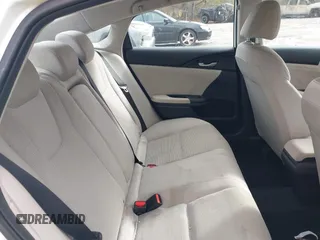 2019 Honda Insight EX with VIN 19XZE4F54KE033788, listed as a IAAI auction lot 41719722 with 101,227 mi miles and . Bid and sale history available at carsss.com. Image 8.