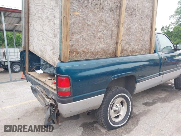 1999 Dodge 1500 z VIN 1B7HF16Z6XS286934, wystawiony jako IAAI lot #42331463 z przebiegiem 115 595 mil mil oraz . Historia ofert i sprzedaży dostępna na DreamBid. Obrazek 18.