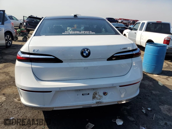 2023 BMW i7 xDrive60 z VIN WBY53EJ03PCM80194, wystawiony jako Copart lot #44192494 z przebiegiem Nie podano mil oraz . Historia ofert i sprzedaży dostępna na DreamBid. Obrazek 6.