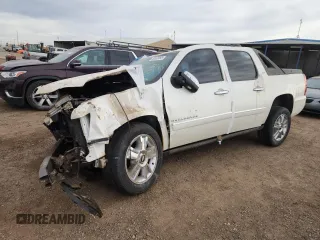 2010 Chevrolet Avalanche LTZ with VIN 3GNVKGE05AG268189, listed as a Copart auction lot 50328095 with 201,998 mi miles and Non Repairable. Bid and sale history available at carsss.com. Image 1.