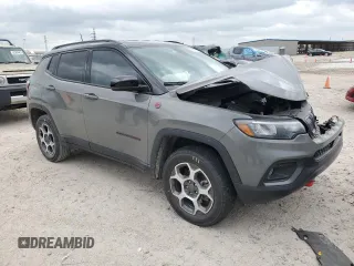 2022 Jeep Compass Trailhawk with VIN 3C4NJDDBXNT231276, listed as a Copart auction lot 55290785 with 20,814 mi miles and Salvage title. Bid and sale history available at DreamBid. Image 4.
