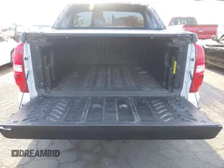 2007 Chevrolet Avalanche LTZ with VIN 3GNEC12J87G109246, listed as a IAAI auction lot 41989146 with 171,005 mi miles and . Bid and sale history available at DreamBid. Image 17.