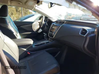 2021 Nissan Murano SL with VIN 5N1AZ2CS3MC117994, listed as a IAAI auction lot 41332184 with 20,600 mi miles and . Bid and sale history available at DreamBid. Image 5.