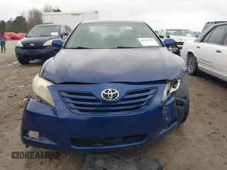2008 Toyota Camry LE with VIN 4T1BE46K68U257609, listed as a IAAI auction lot 41704708 with 182,764 mi miles. Bid and sale history available at carsss.com. Image 12.