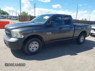 2018 Ram 1500 Express z VIN 1C6RR7FG2JS285033, wystawiony jako IAAI lot #42278751 z przebiegiem 203 340 mil mil oraz . Historia ofert i sprzedaży dostępna na DreamBid. Obrazek 14.
