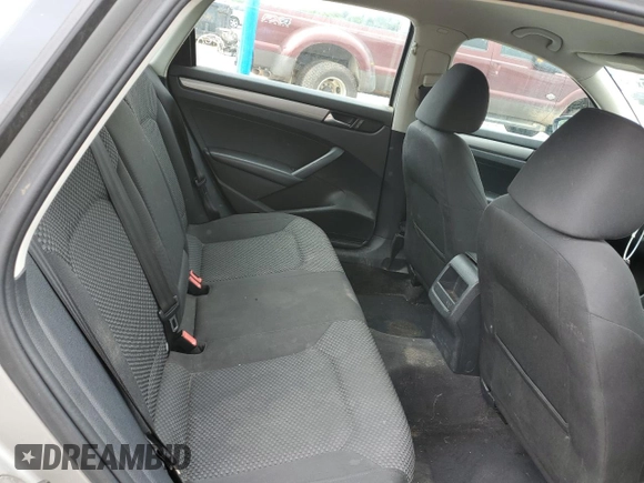 2012 Volkswagen Passat S with VIN 1VWAP7A3XCC017003, listed as a Copart auction lot 58579625 with 282,364 mi miles and Clean title. Bid and sale history available at DreamBid. Image 10.