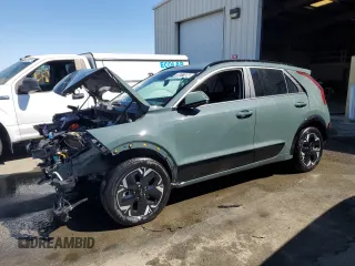 2024 Kia Niro Wind with VIN KNDCR3L13R5113823, listed as a Copart auction lot 70517404 with 6,616 mi miles and Clean Title. Bid and sale history available at DreamBid. Image 1.
