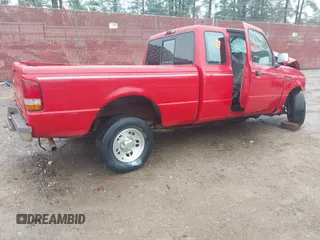 1997 Ford Ranger XL z VIN 1FTCR14A8VPA82103, wystawiony jako IAAI lot #40809996 z przebiegiem Nie podano mil oraz . Historia ofert i sprzedaży dostępna na DreamBid. Obrazek 4.