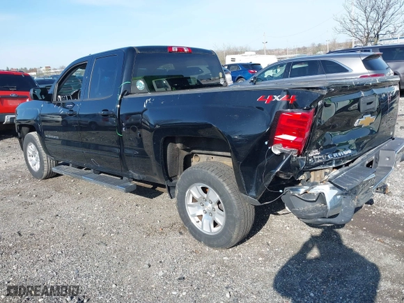 2018 Chevrolet Silverado 1500 LT with VIN 1GCVKREC4JZ159477, listed as a IAAI auction lot 41941311 with 1 mi miles. Bid and sale history available at carsss.com. Image 3.