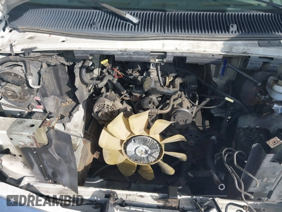 2001 Ford Econoline Cargo with VIN 1FTRE14281HA77986, listed as a IAAI auction lot 41493232 with 151,753 mi miles and . Bid and sale history available at DreamBid. Image 10.