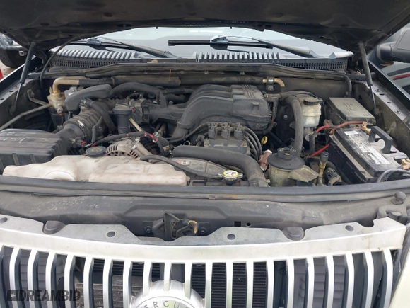 2007 Mercury Mountaineer with VIN 4M2EU37E07UJ15689, listed as a IAAI auction lot 41426004 with 201,960 mi miles. Bid and sale history available at carsss.com. Image 10.
