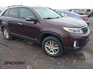 2015 Kia Sorento LX with VIN 5XYKTCA63FG585728, listed as a IAAI auction lot 42424806 with 191,894 mi miles and . Bid and sale history available at DreamBid. Image 1.