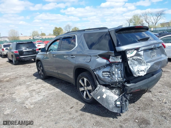 2020 Chevrolet Traverse LT Leather with VIN 1GNEVHKW4LJ252184, listed as a IAAI auction lot 41960976 with 51,421 mi miles. Bid and sale history available at carsss.com. Image 3.