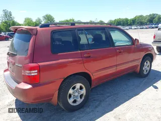 2002 Toyota Highlander z VIN JTEGD21A720026972, wystawiony jako IAAI lot #42335981 z przebiegiem 230 298 mil mil oraz . Historia ofert i sprzedaży dostępna na DreamBid. Obrazek 4.