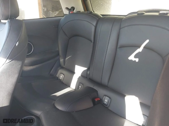 2015 MINI Cooper Hardtop S with VIN WMWXP7C5XF2A39816, listed as a IAAI auction lot 40822859 with NaN miles. Bid and sale history available at carsss.com. Image 8.