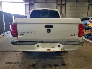 2007 Dodge Dakota SLT with VIN 1D7HW48K97S141569, listed as a Copart auction lot 84002054 with 204,019 mi miles and Salvage Title. Bid and sale history available at carsss.com. Image 6.