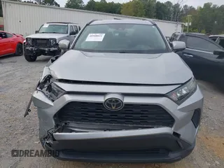 2019 Toyota RAV4 LE with VIN JTMK1RFVXKD033547, listed as a IAAI auction lot 40508021 with 72,849 mi miles. Bid and sale history available at carsss.com. Image 12.