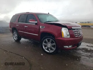 2011 Cadillac Escalade Premium z VIN 1GYS4CEFXBR191558, wystawiony jako Copart lot #42773755 z przebiegiem 107 057 mil mil oraz Szkody całkowita. Historia ofert i sprzedaży dostępna na DreamBid. Obrazek 4.