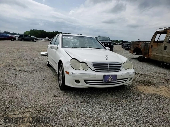 2006 Mercedes-Benz C 280 Luxury с VIN WDBRF92HX6F772541, выставлен на аукционе Copart как лот 56518315 с пробегом 167 241 миль миль и Чистый • Clean title. История ставок и продаж доступна на DreamBid. Изображение 14.