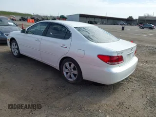 2005 Lexus ES with VIN JTHBA30G655129163, listed as a IAAI auction lot 41523048 with 160,907 mi miles. Bid and sale history available at carsss.com. Image 3.