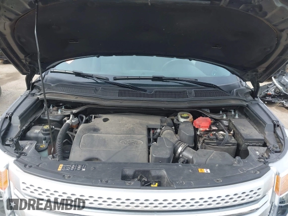 2015 Ford Explorer XLT with VIN 1FM5K7D84FGC63421, listed as a IAAI auction lot 41976273 with 62,362 mi miles and . Bid and sale history available at carsss.com. Image 10.