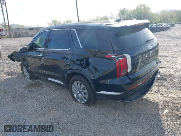 2025 Hyundai Palisade SEL z VIN KM8R24GE9SU861372, wystawiony jako IAAI lot #42079649 z przebiegiem 13 813 mil mil oraz . Historia ofert i sprzedaży dostępna na DreamBid. Obrazek 3.