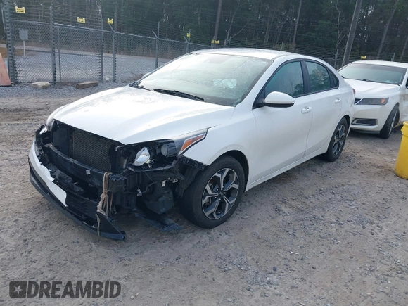 2020 Kia Forte LXS with VIN 3KPF24AD8LE150558, listed as a IAAI auction lot 41389156 with 141,682 mi miles. Bid and sale history available at carsss.com. Image 2.