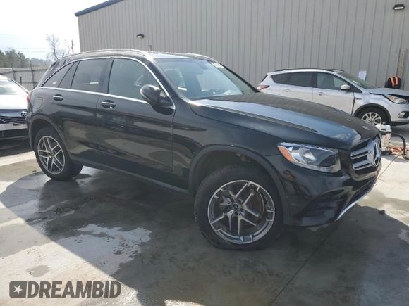2019 Mercedes-Benz GLC 300 z VIN WDC0G4KB8KV178773, wystawiony jako Copart lot #47214385 z przebiegiem 62 831 mil mil oraz Nie do naprawy • Non repairable. Historia ofert i sprzedaży dostępna na DreamBid. Obrazek 4.