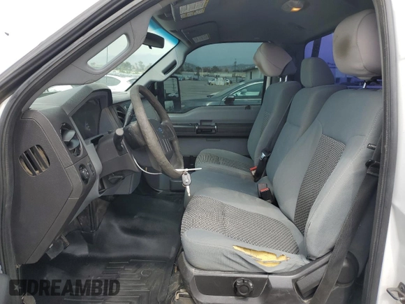 2013 Ford F-250 XL with VIN 1FTBF2A62DEA33905, listed as a Copart auction lot 54622635 with 362,145 mi miles and Clean Title. Bid and sale history available at DreamBid. Image 7.