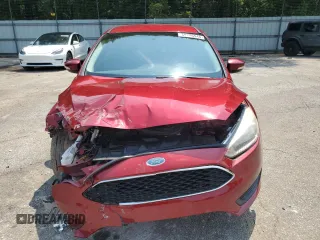 2017 Ford Focus SE with VIN 1FADP3F26HL327333, listed as a Copart auction lot 59206945 with 33,762 mi miles and Salvage title. Bid and sale history available at DreamBid. Image 5.