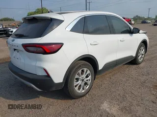 2024 Ford Escape Active с VIN 1FMCU0GN6RUA21360, выставлен на аукционе IAAI как лот 42295706 с пробегом 12 815 миль миль и . История ставок и продаж доступна на DreamBid. Изображение 4.
