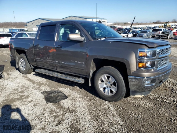 2015 Chevrolet Silverado 1500 LT with VIN 3GCUKREC4FG190098, listed as a Copart auction lot 88454625 with 61,433 mi miles and Salvage Title. Bid and sale history available at carsss.com. Image 4.