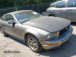 2005 Ford Mustang Deluxe with VIN 1ZVFT80N855110023, listed as a IAAI auction lot 42824458 with 99,021 mi miles and . Bid and sale history available at DreamBid. Image 1.