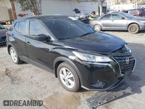 2024 Nissan Kicks S with VIN 3N1CP5BV5RL496320, listed as a IAAI auction lot 41402125 with 4,775 mi miles. Bid and sale history available at carsss.com. Image 1.